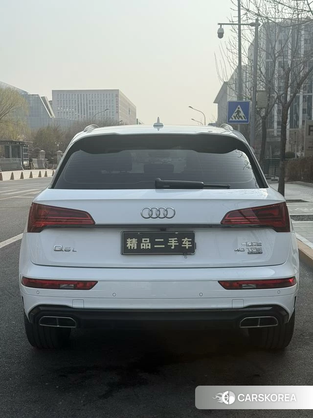 Audi Q5L id 4275728 из Китая 22