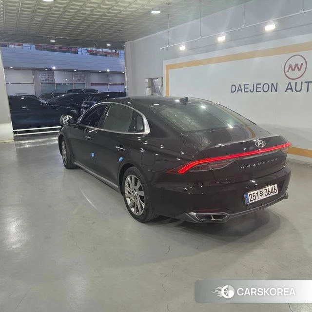 Hyundai The New Grandeur IG Hybrid id 3791987 из Кореи 15