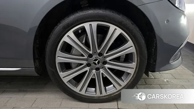 Mercedes-Benz E-Class W213 id 3572061 из Кореи 15