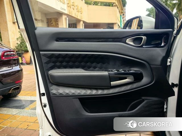 Baojun RM-5 id 3896212 из Китая 17