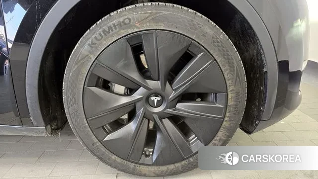 Tesla Model Y id 3544426 из Кореи 15