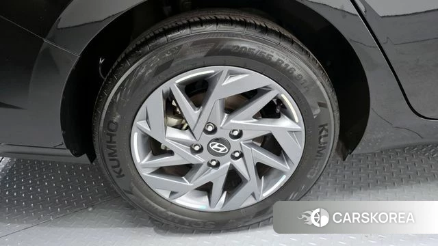 Hyundai The New Avante (CN7) id 4400381 из Кореи 25