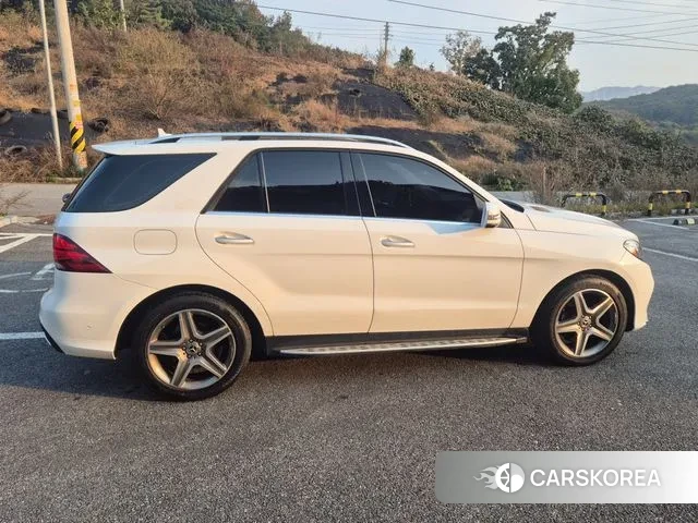 Mercedes-Benz GLE - Class W166 id 3313543 из Кореи 15