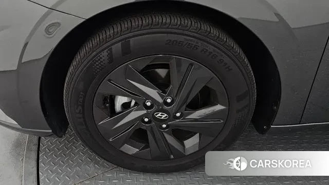 Hyundai Avante (CN7) id 3443601 из Кореи 15