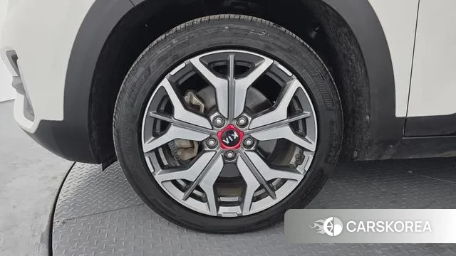 Kia Seltos id 3682059 из Кореи 15