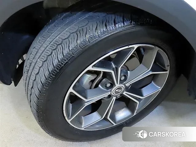 Ssangyong Beautiful Korando id 3433954 из Кореи 15