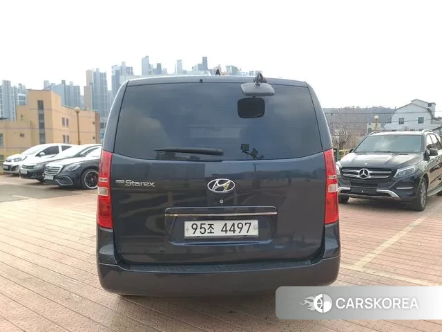 Hyundai The New Grand Starex id 3761294 из Кореи 15