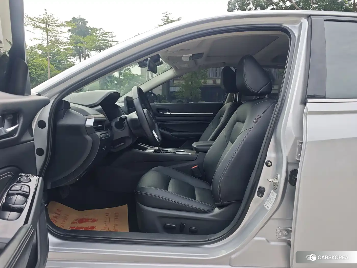Nissan Altima id 4547463 из Китая 17