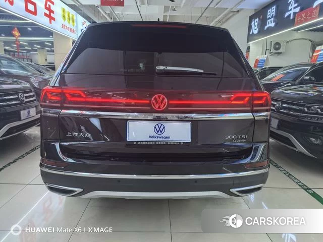 Volkswagen Tourang 2024 Черный из Китая, фото 5
