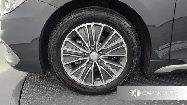 Hyundai Grandeur IG Hybrid id 3336381 из Кореи 15