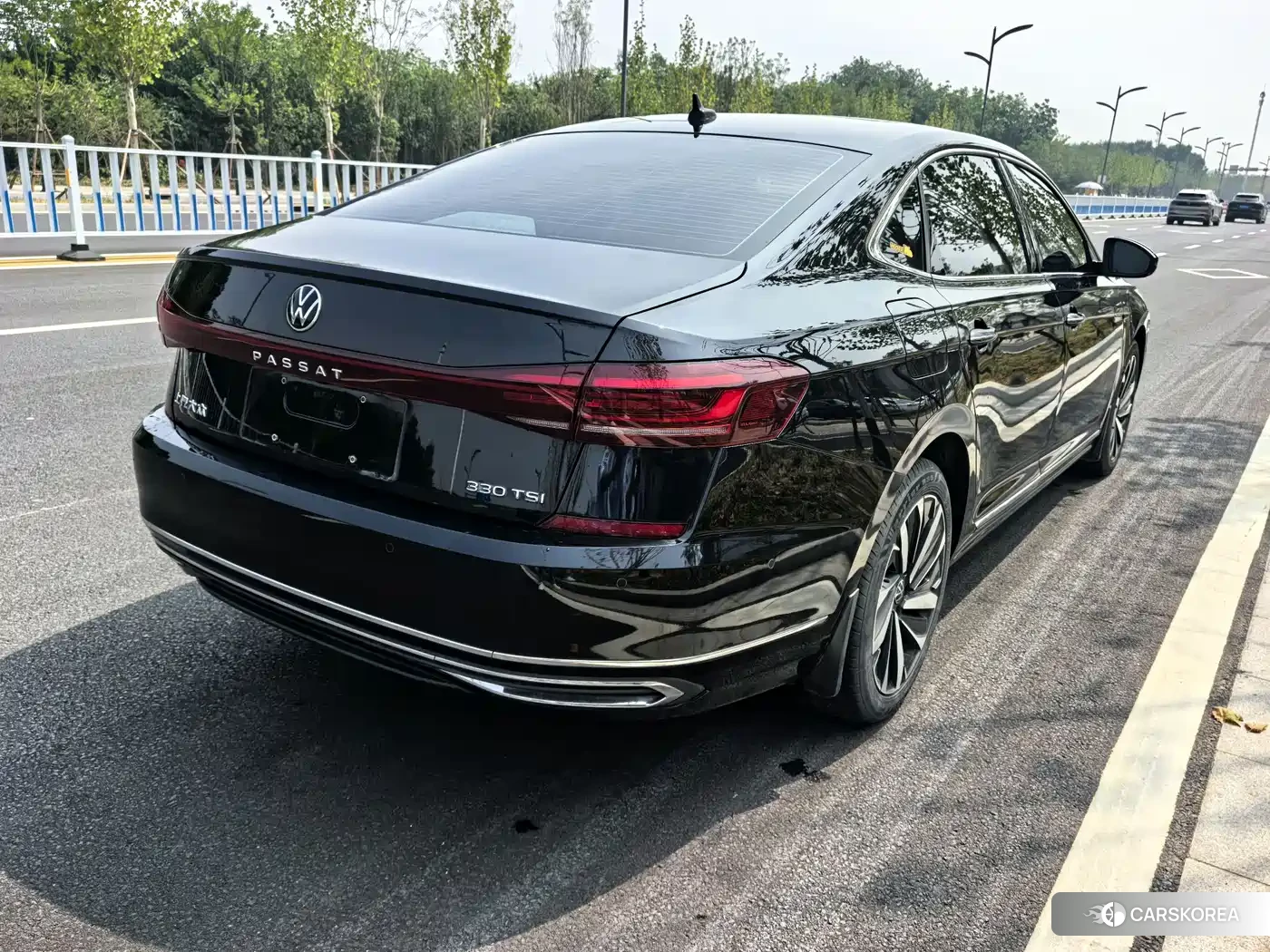 Volkswagen Passat 2021 Черный из Китая, фото 5
