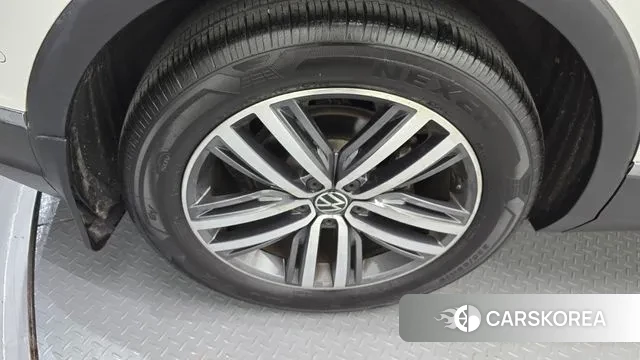 Volkswagen Tiguan second Generation id 3335010 из Кореи 15