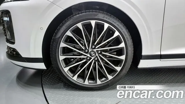 Hyundai Grandeur Hybrid (GN7) id 2728746 из Кореи 15