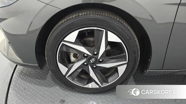 Hyundai Avante (CN7) id 3940962 из Кореи 15