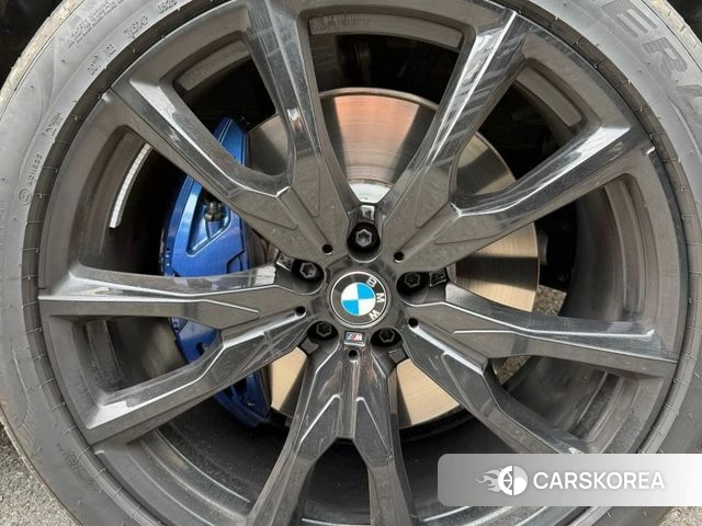 BMW X7 (G07) 2025 Черный из Кореи, фото 6