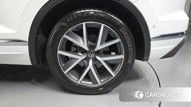Volkswagen Touareg 3rd generation id 4834798 из Кореи 24