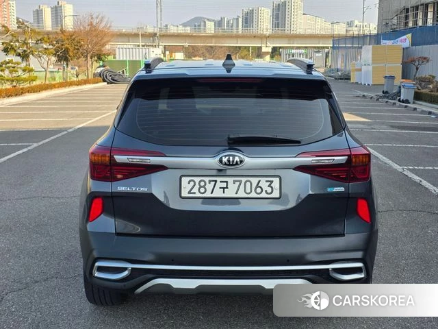 Kia Seltos id 4637783 из Кореи 11