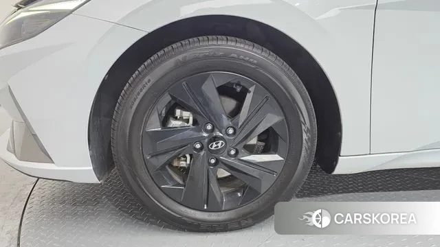 Hyundai Avante Hybrid (CN7) id 3615289 из Кореи 15