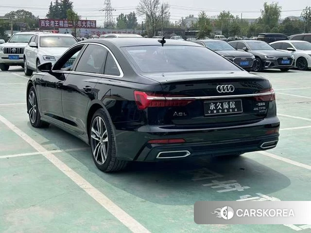 Audi A6L id 4334918 из Китая 17