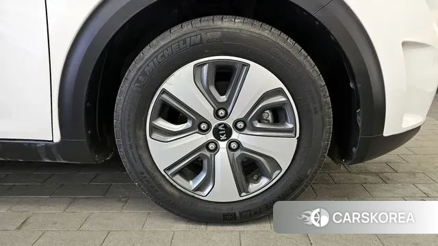 Kia Niro id 3789827 из Кореи 15
