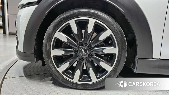 Mini Cooper S id 4179181 из Кореи 15