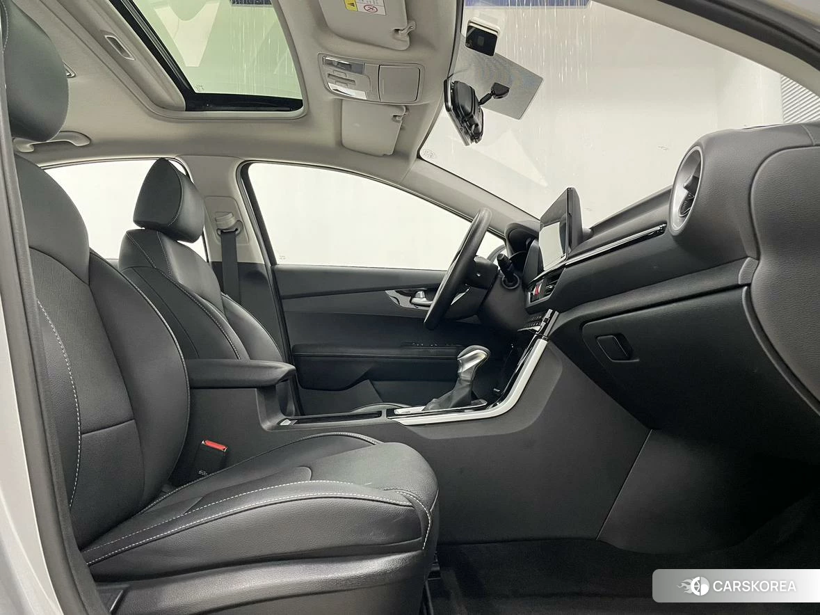 Kia K3 id 4479632 из Китая 16