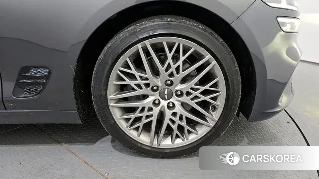 Genesis The New G70 id 3463750 из Кореи 15