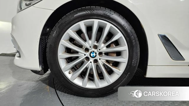 BMW 5 Series (G30) id 4751109 из Кореи 29