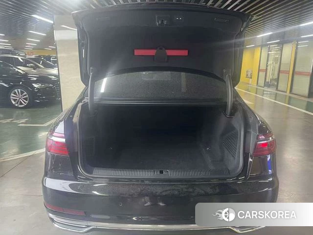 Audi A8 id 4291555 из Китая 9