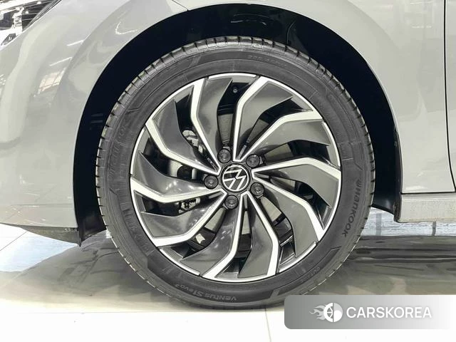 Volkswagen Golf id 4353646 из Китая 14