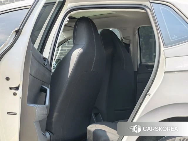 Volkswagen Polo id 4297934 из Китая 8