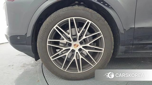 Porsche Cayenne (PO536) id 4279629 из Кореи 15