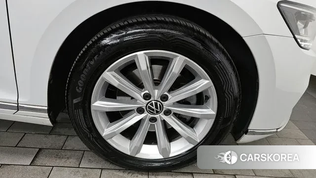 Volkswagen Passat GT (B8) id 2931723 из Кореи 15