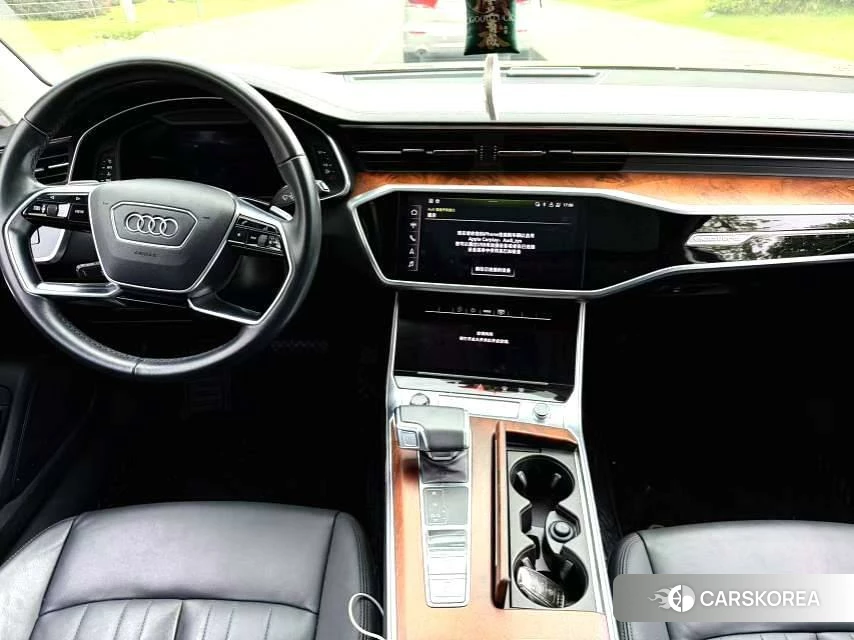 Audi A6 2020 Черный из Китая, фото 5