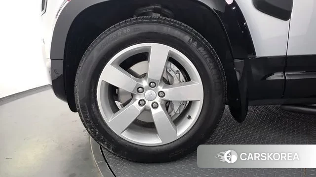 Land Rover Defender (L663) id 3600703 из Кореи 15