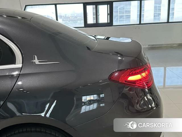 Mercedes-Benz Class C id 4255931 из Китая 17