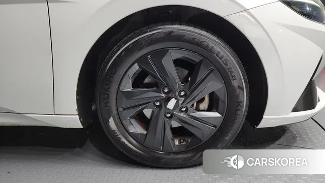 Hyundai Avante (CN7) id 3306203 из Кореи 15