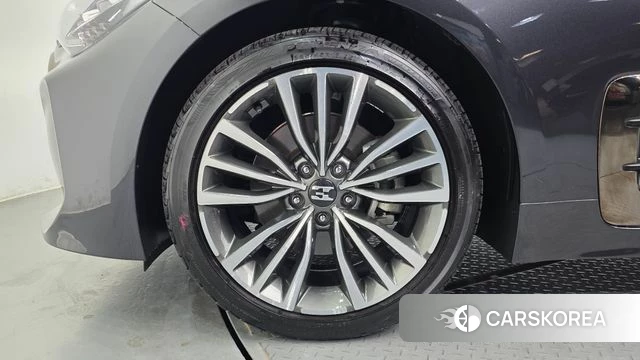 Kia Stinger id 4689462 из Кореи 30