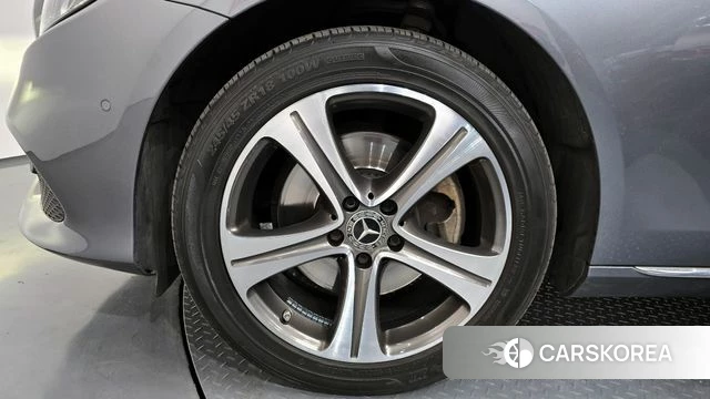 Mercedes-Benz E-Class W213 id 4225550 из Кореи 28