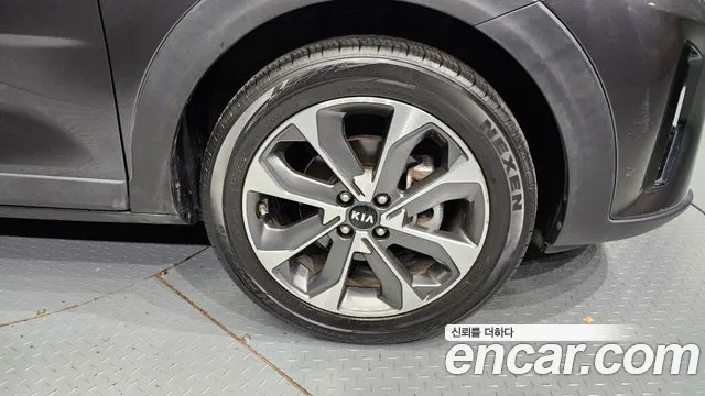 Kia Stonic id 2827300 из Кореи 15