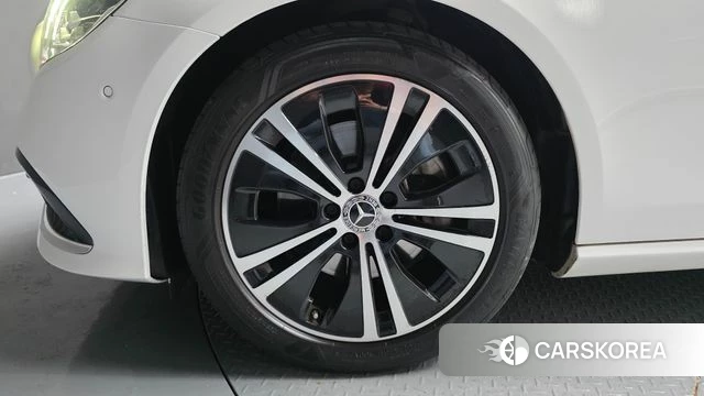 Mercedes-Benz E-Class W213 id 4715955 из Кореи 26
