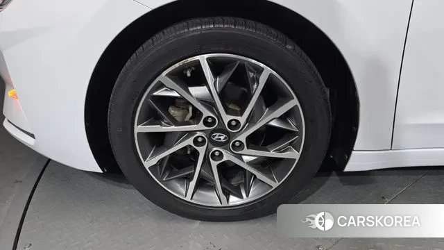 Hyundai The New Avante AD id 3626685 из Кореи 15