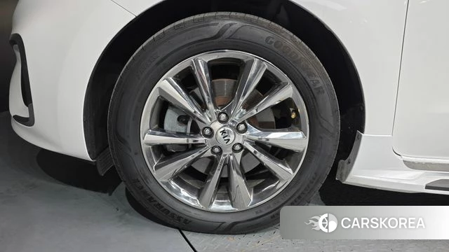 Kia The New Carnival id 4294654 из Кореи 15