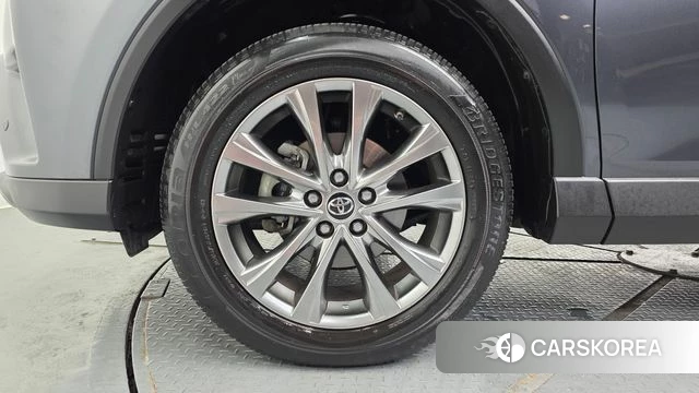 Toyota RAV4 id 4385026 из Кореи 15