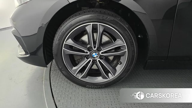 BMW 1 Series (F40) id 3852514 из Кореи 15