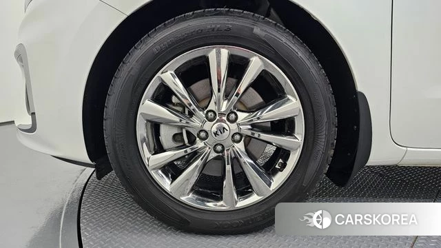 Kia The New Carnival id 4339347 из Кореи 26