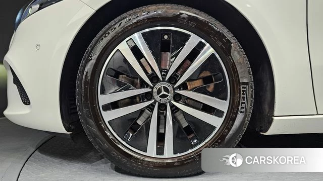 Mercedes-Benz A-Class W177 id 4383200 из Кореи 25