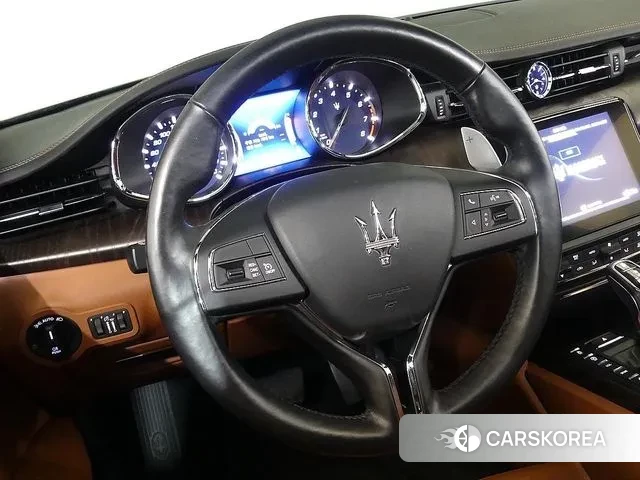 Maserati Quattroporte id 3060404 из Кореи 15