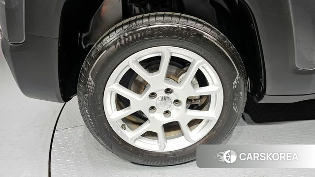 Jeep Renegade id 3904824 из Кореи 15