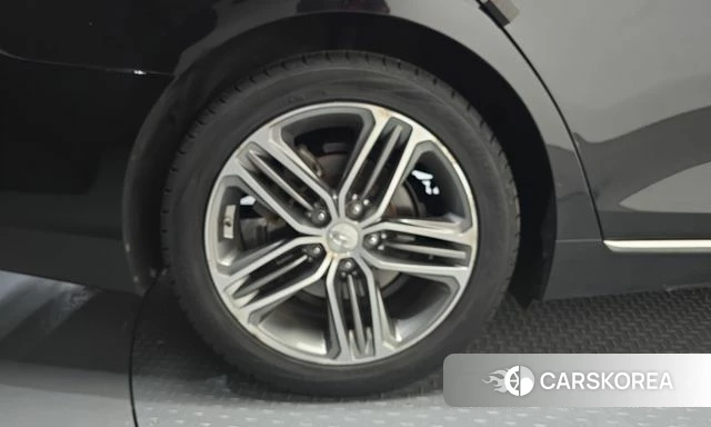 Hyundai Grandeur IG id 4937770 из Кореи 25